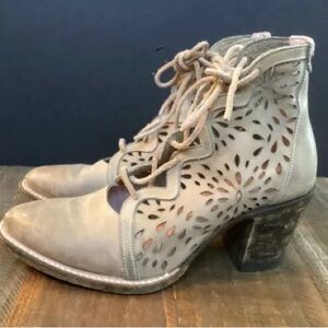 Miss Macie Bean Laser Cut Booties